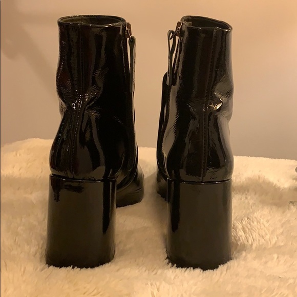 Topshop Black Patent Leather Booties - Picture 5 of 7